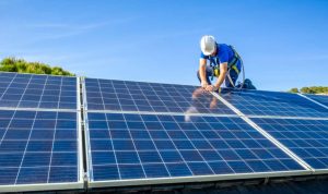 Installation et mise en production des panneaux solaires photovoltaïques à Saint-Mathieu-de-Treviers